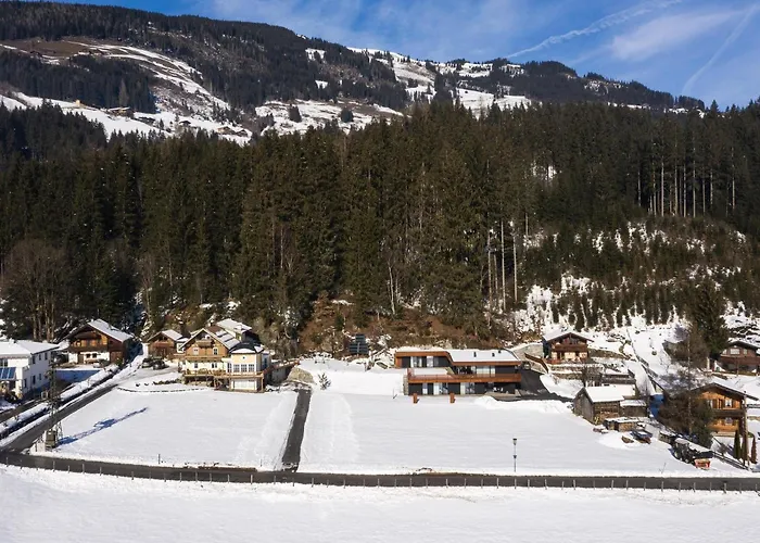 Gidi And Lisl Daire *